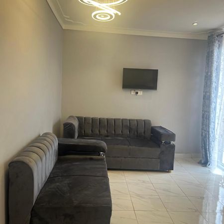 La Vue Suites Kampala Esterno foto